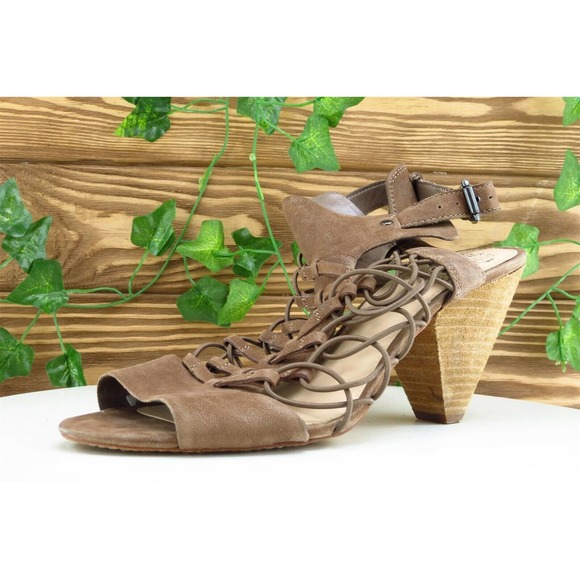 Vince Camuto Sz 10 M Brown Gladiator Leather‎ Women Sandals - Picture 1 of 7